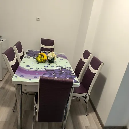 двустаен в * 普里莫尔斯科