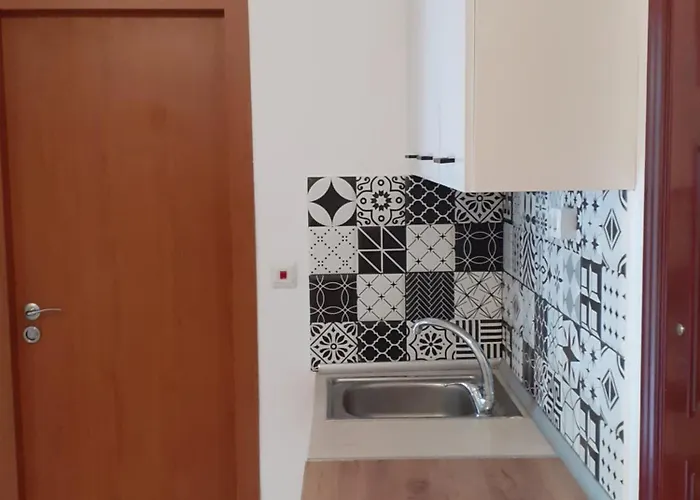 двустаен в 公寓 *