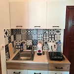 דירה двустаен в *