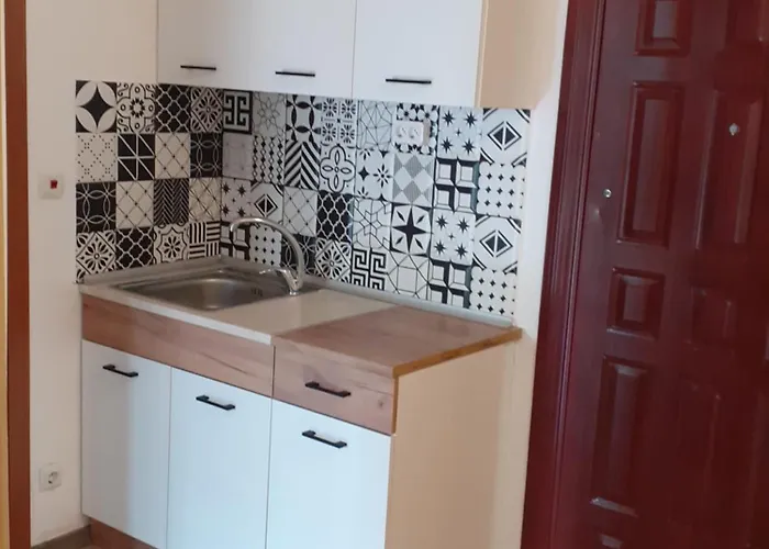 двустаен в *